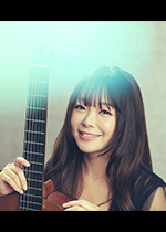 ギター：朴葵姫 画像